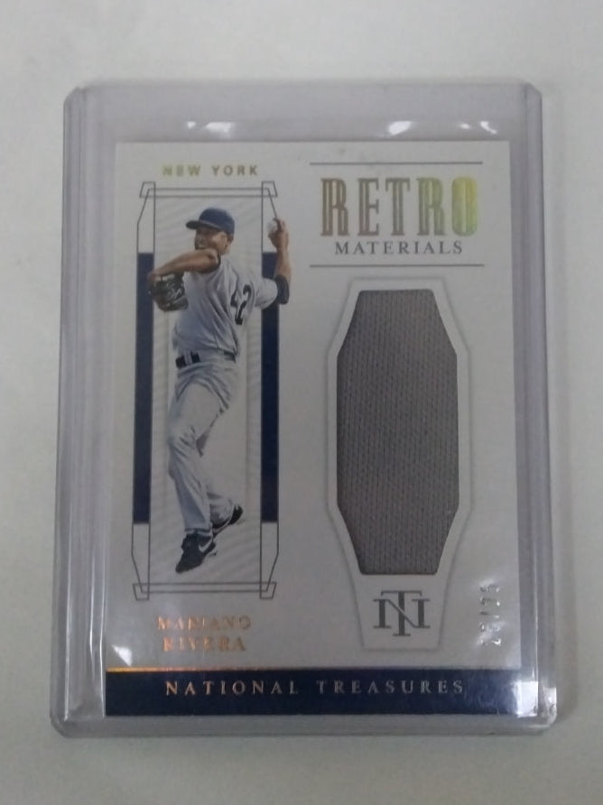 2019 National Treasures Mariano Rivera RM-MR Retro Jersey Relic 10/99 Yankees