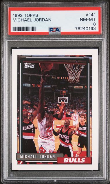بطاقة مايكل جوردان Topps لعام 1992 رقم 141 - احتفل بالإرث الأيقوني المحلق!