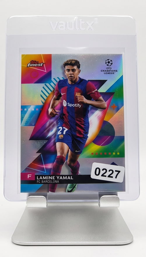 2023-24 Topps Finest LAMINE YAMAL RC #50 ROOKIE CARD Barcelona Spain