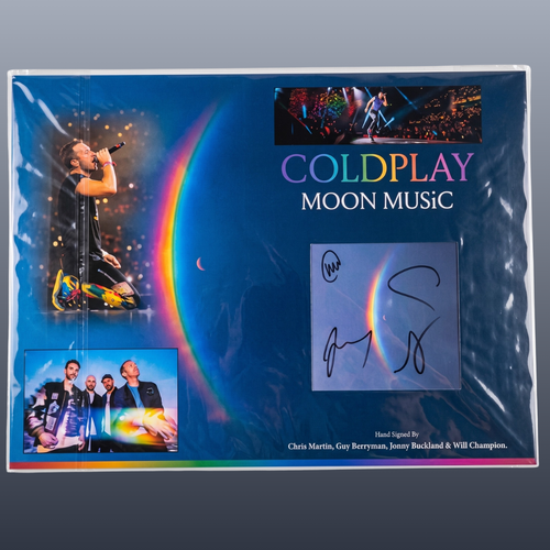 نسخة نادرة من غلاف ألبوم Coldplay موقعة من الفرقة