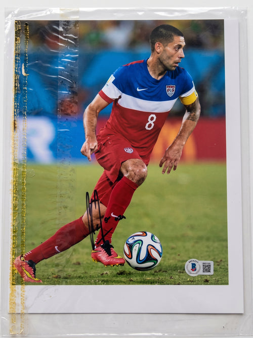 Clint Dempsey Signed USA 8x10 Photo Inscribed USA Beckett Soccer Icon