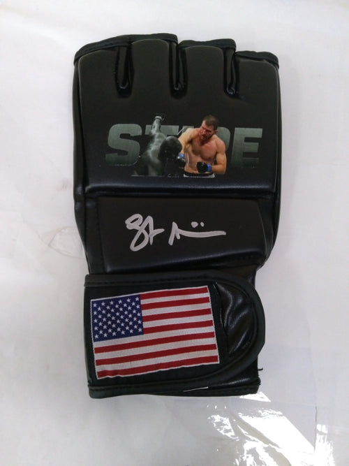 Stipe Miocic Signed Custom USA MMA Glove with Beckett Authentication