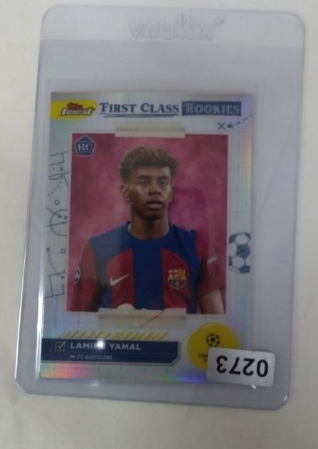 Lamine Yamal 2023-24 Topps Finest First Class Rookies RC #FR-1 FC Barcelona Card