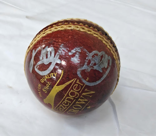 Graham Gooch Signed Cricket Ball England Captain Legend Autograph