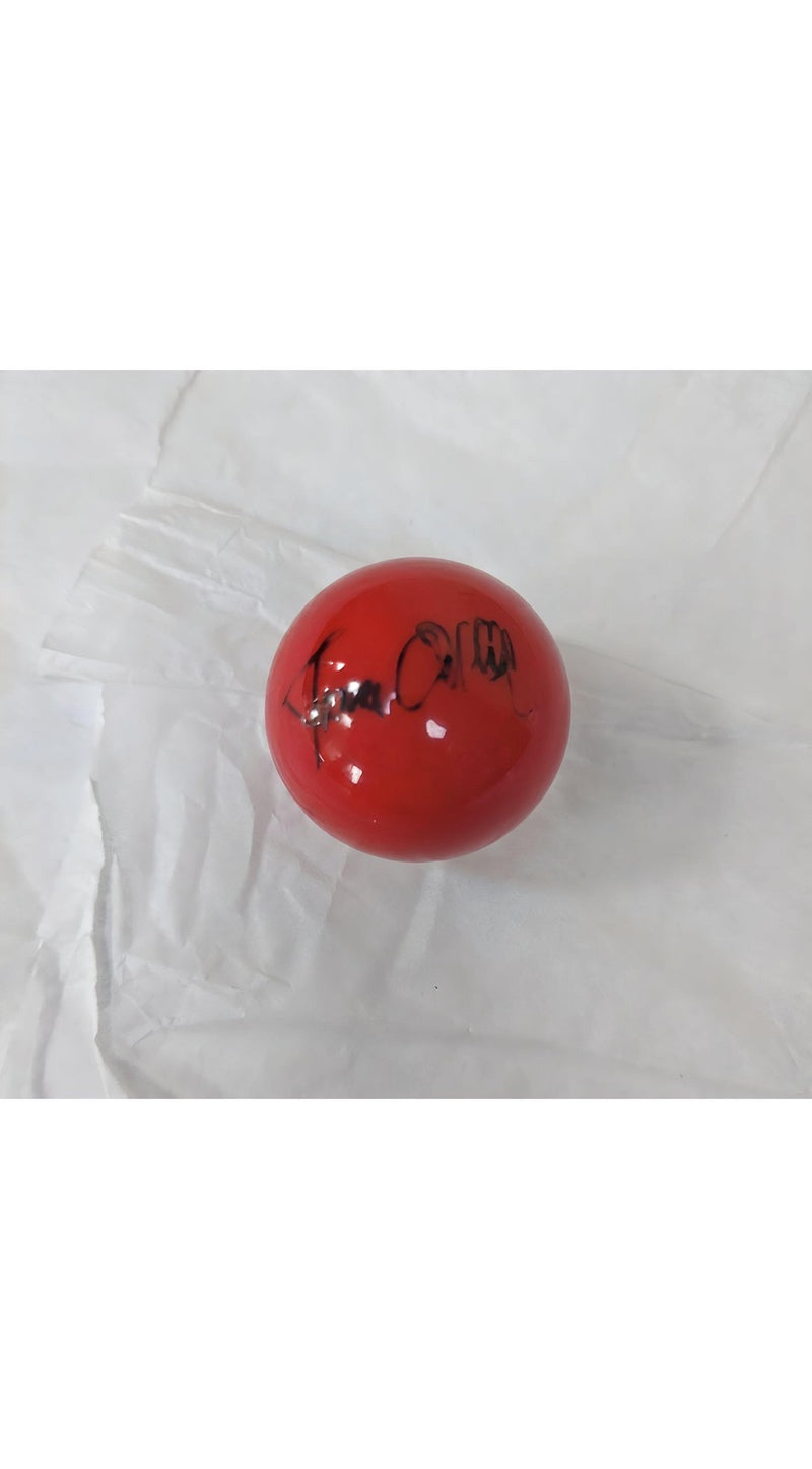 Rare Ronnie OSullivan Signed Snooker Ball Perfect for Collectors and Fans