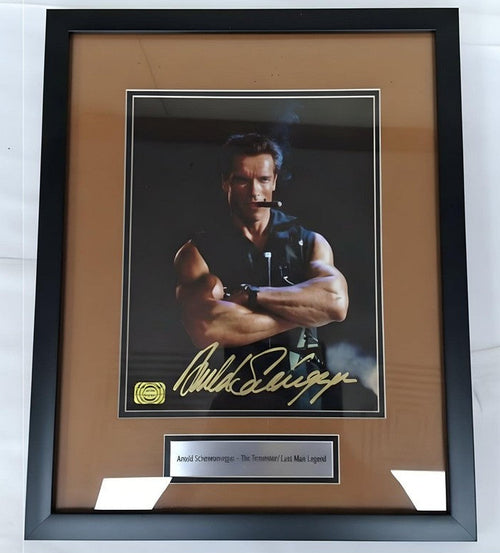 Arnold Schwarzenegger Autographed 8x10 Predator Photo COA - With Frame